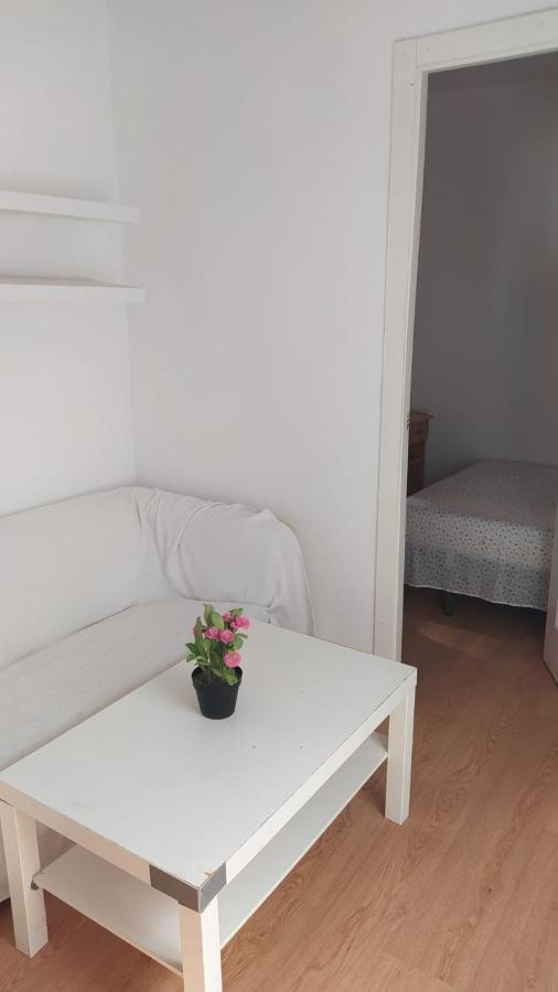 Apartamento En C. Maria Luisa 2 Dormitorios マドリード エクステリア 写真